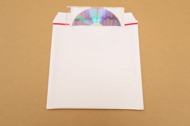 新商品 CD プチプチ クッション封筒 10枚セット 普通郵便 封筒 梱包